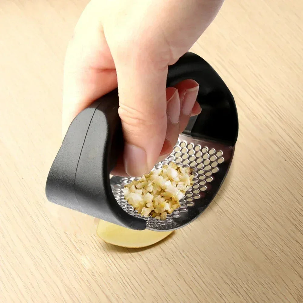 HandyGarlic Crusher